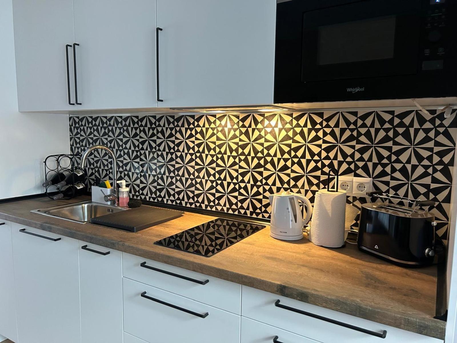 Center Apartment Fully Eqquiped Opcional Breakfast إشبيلية المظهر الخارجي الصورة